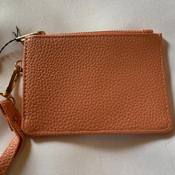 NWT! Sienna Mac Peach Card Holder Wristlet and Keychain! - Picture 4 of 5